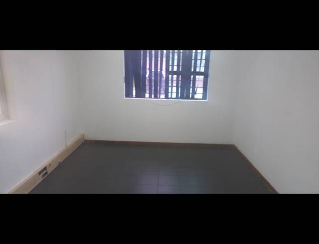 617M² MINI FACTORY TO LET IN LASER PARK